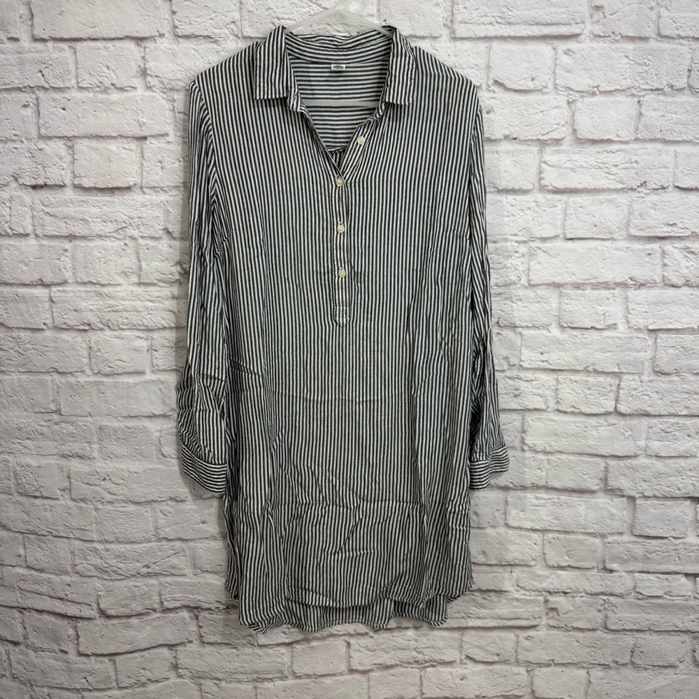 Old Navy women's L shirt dress black & white stripe collar buttons cover up